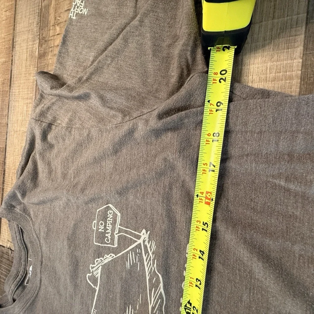 The North Face T-Shirt Brown Short Sleeve Campers Gonna Camp L
